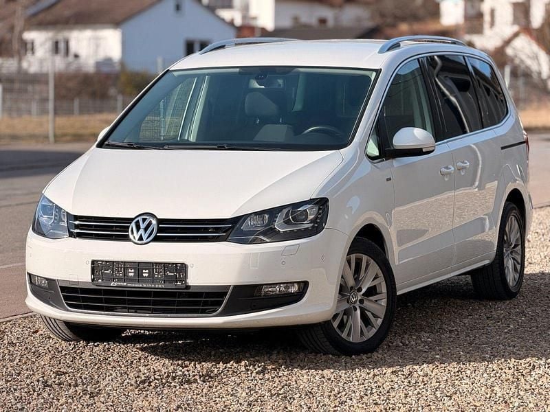 Gebraucht VW Sharan Life 140 PS (102 kW) 2014 Weiß Van / Kleinbus