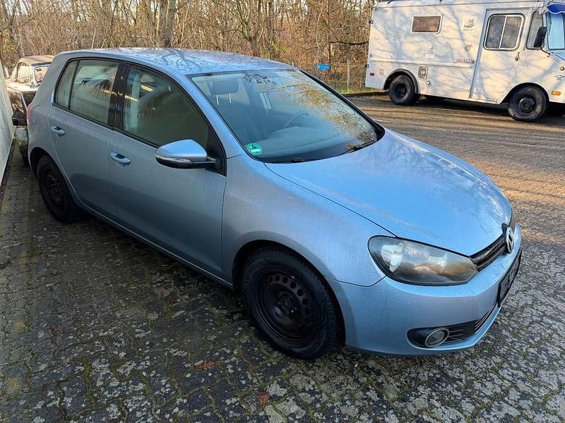 Gebraucht VW Golf VI Trendline 105 PS (77 kW) 2011 Blau Kleinwagen