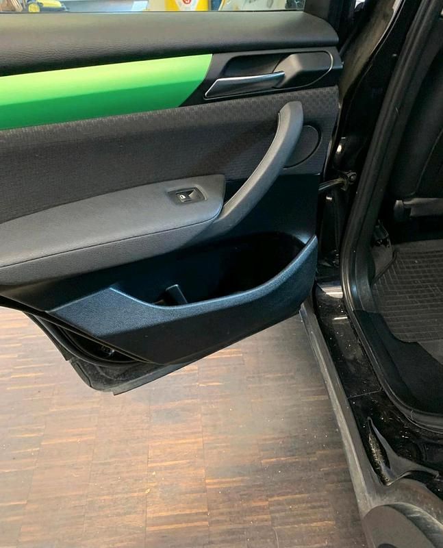 Second-hand BMW X3 184 CP (135 kW) 2012 Negru SUV