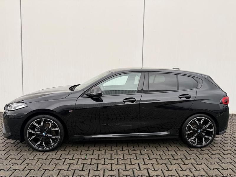 Gebraucht BMW 120 Performance 156 PS (114 kW) 2025 Schwarz Kleinwagen
