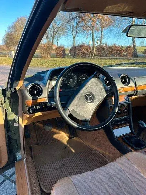Gebraucht Mercedes 230 136 PS (100 kW) 1982 Coupé
