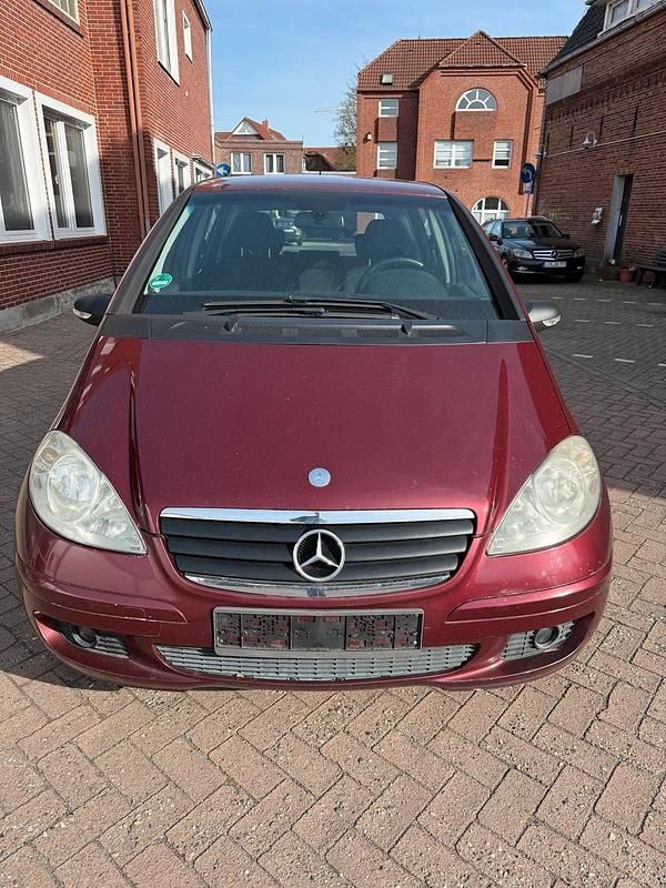 Gebraucht Mercedes A150 95 PS (69 kW) 2006 Rot Kleinwagen