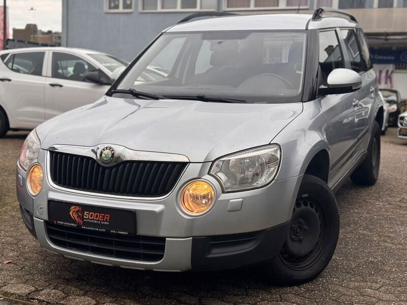 Silber Gebraucht 2010 Skoda Yeti SUV | 4.499 € (Guter Preis) - Bild 1/4