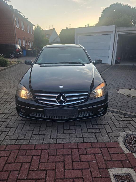 Schwarz Gebraucht 2009 Mercedes CLC180 Kleinwagen | 5.990 € (Guter Preis) - Bild 1/4