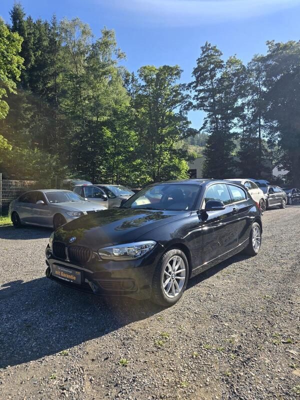 Schwarz Gebraucht 2015 BMW 116 Kleinwagen | 6.500 € (Fairer Preis) - Bild 1/4