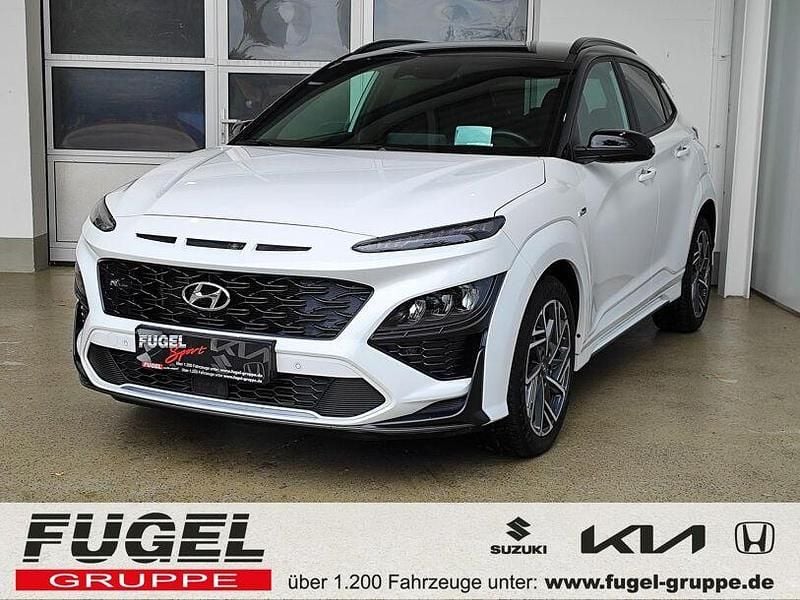 Atlas white/ abyss black / sol Gebraucht 2023 Hyundai Kona N Line SUV | 27.499 € (Guter Preis) - Bild 1/4