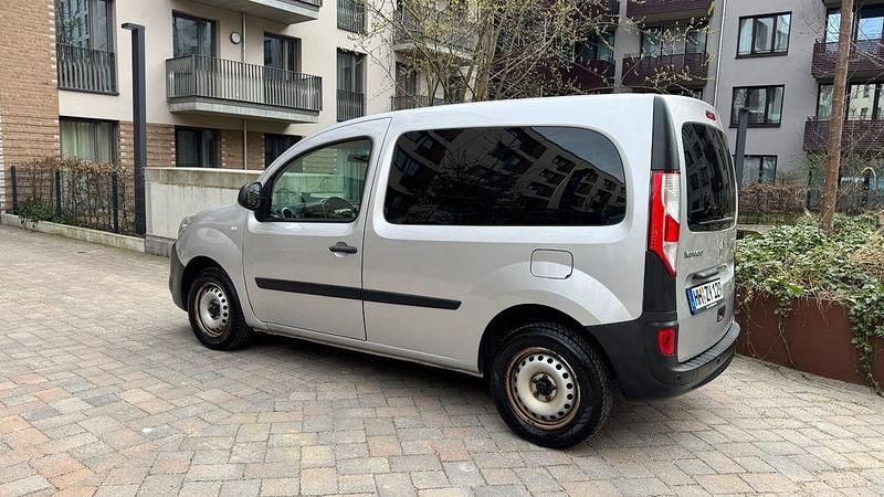 Gebraucht Renault Kangoo 75 PS (55 kW) 2019 Silber Van / Kleinbus