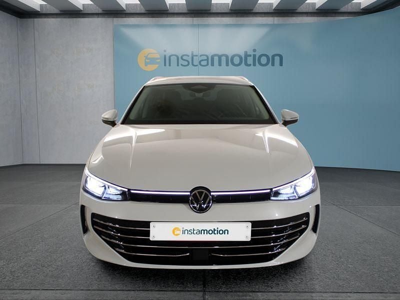 Gebraucht VW Passat 150 PS (110 kW) 2025 Weiß Kombi