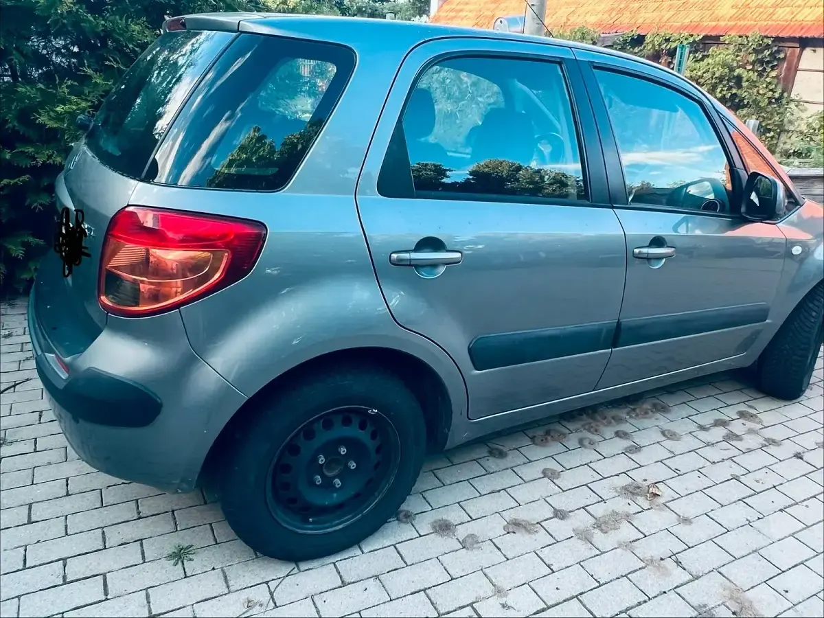 Gebraucht Suzuki SX4 108 PS (79 kW) 2007 Grau Kleinwagen