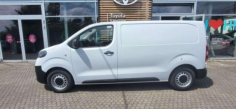Gebraucht Toyota Proace 120 PS (88 kW) 2024 Weiß Van / Kleinbus