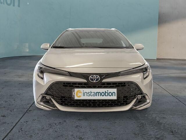 Gebraucht Toyota Corolla Team 140 PS (102 kW) 2024 Silber Van / Kleinbus