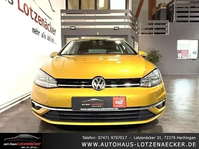 Gebraucht VW Golf VII Sound 150 PS (110 kW) 2018 Gelb Limousine