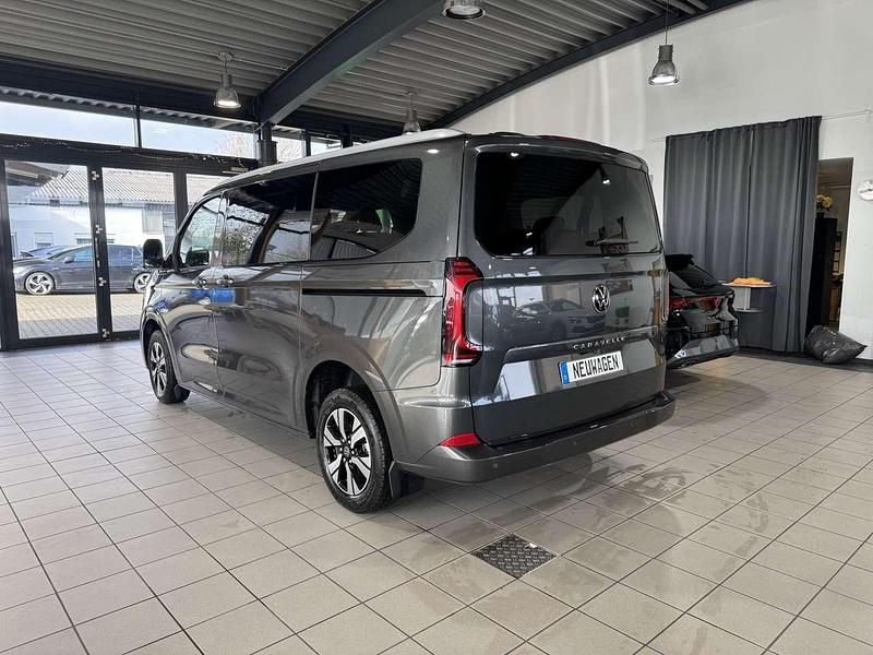 Neu VW T7 Style 150 PS (110 kW) 2026 Grau Van