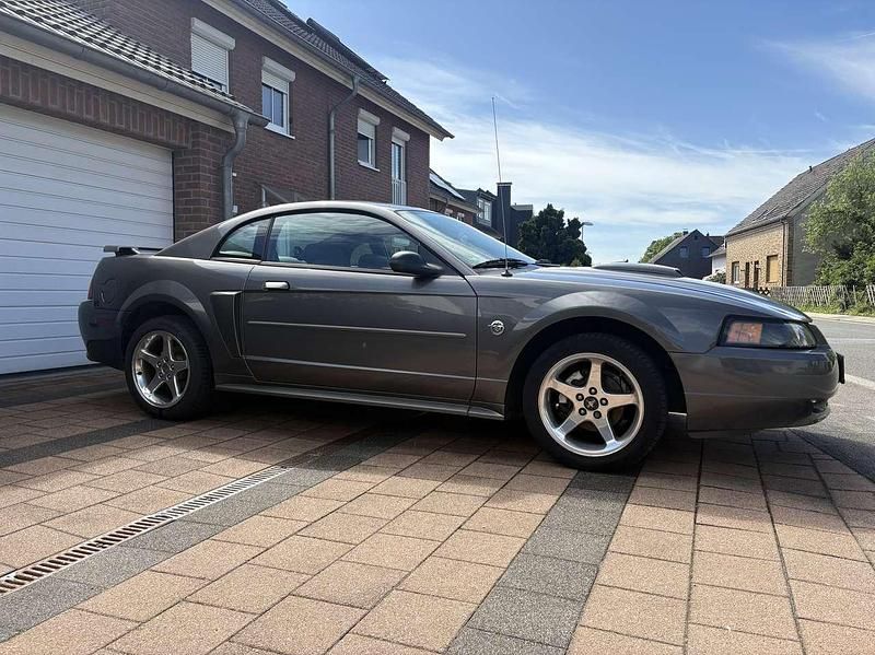 Usata Ford Mustang 264 CV (194 kW) 2004
