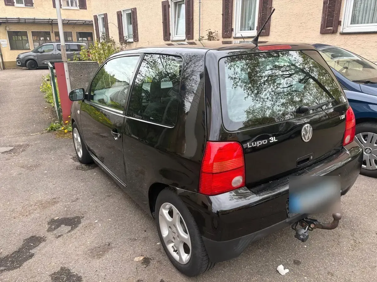 Gebraucht VW Lupo 61 PS (44 kW) 2002 Schwarz Kleinwagen