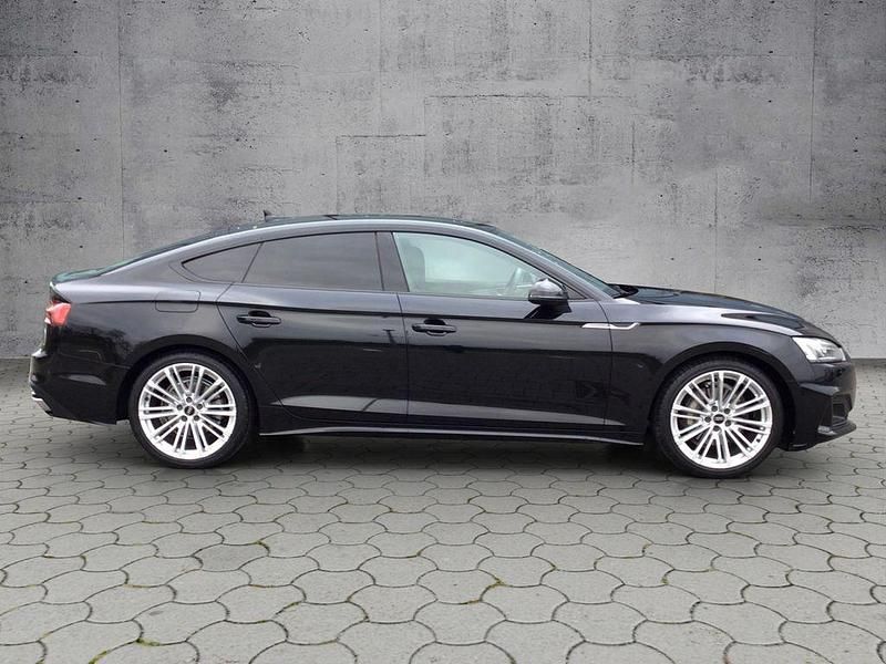 Gebraucht Audi A5 Sportback Ambiente 204 PS (150 kW) 2022 Mythosschwarz metallic Kleinwagen