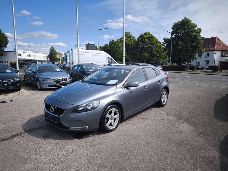 Gebraucht Volvo V40 Kinetic 150 PS (110 kW) 2016 Osmium grey / metallic Kombi