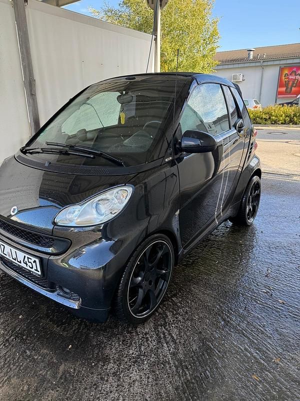Schwarz Gebraucht 2010 Smart ForTwo Cabrio Cabrio | 5.000 € (Guter Preis) - Bild 1/4