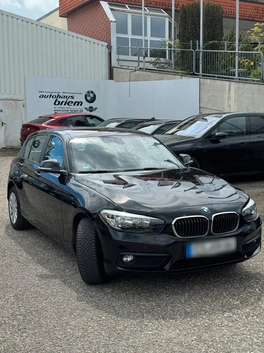 Gebraucht BMW 116 Advantage 109 PS (80 kW) 2015 Schwarz Kleinwagen