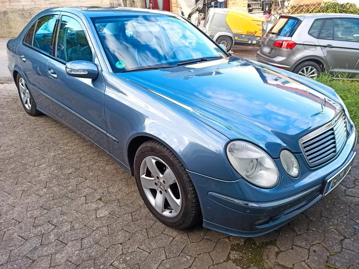 Gebraucht Mercedes E320 204 PS (150 kW) 2005 Limousine