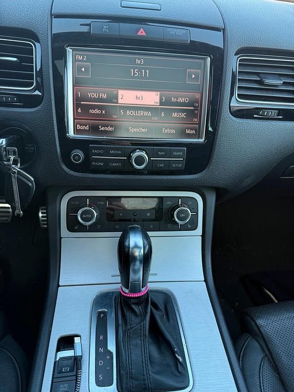 Gebraucht VW Touareg 245 PS (180 kW) 2011 Schwarz SUV