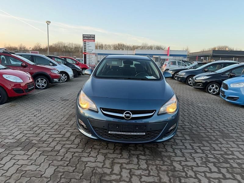Gebraucht Opel Astra 120 PS (88 kW) 2015 Blau Kleinwagen
