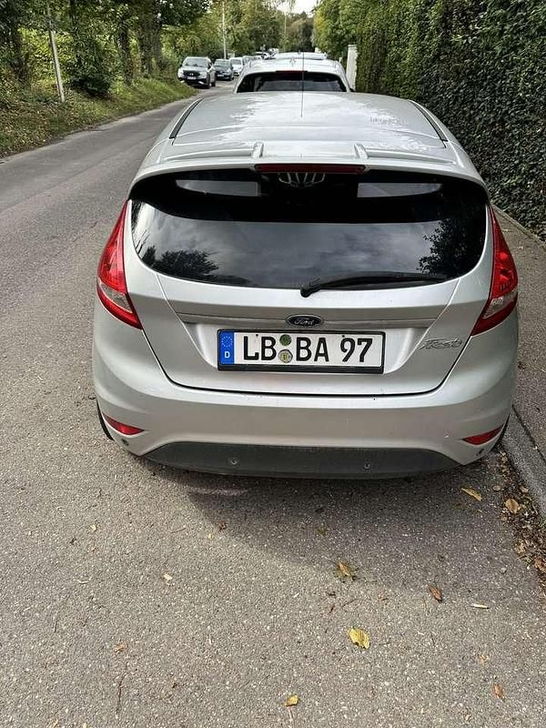 Gebraucht Ford Fiesta Titanium 97 PS (71 kW) 2009 Kleinwagen