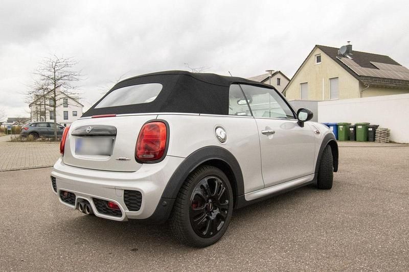 Gebraucht Mini John Cooper Works Cabriolet 231 PS (169 kW) 2019 Silber Cabrio