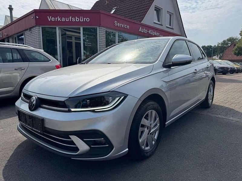 Silber Gebraucht 2024 VW Polo Style Kleinwagen | 19.990 € (Guter Preis) - Bild 1/4