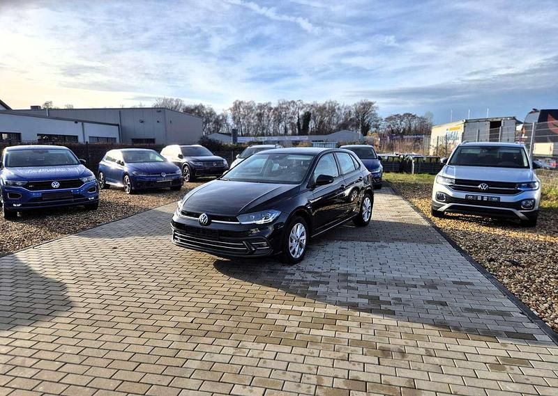 Schwarz Gebraucht 2024 VW Polo Kleinwagen | 19.499 € (Fairer Preis) - Bild 1/4
