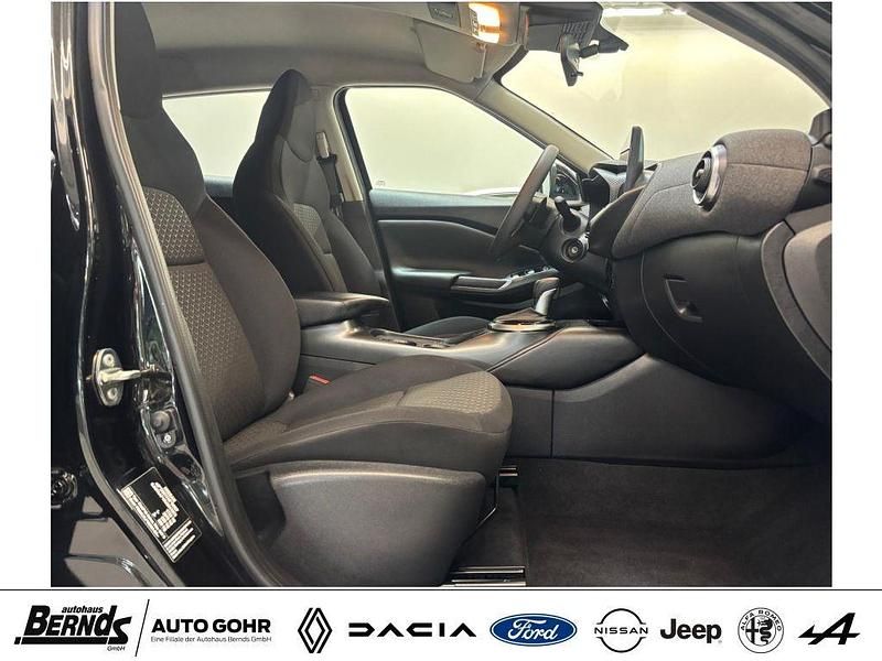 Gebraucht Nissan Juke Acenta 114 PS (83 kW) 2024 Schwarz SUV