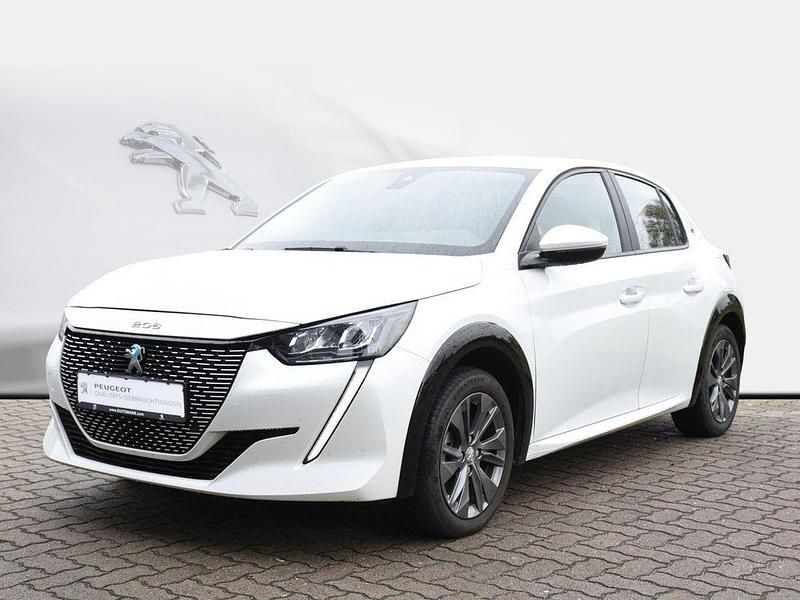 Weiß Gebraucht 2021 Peugeot 208 Active Kleinwagen | 14.500 € - Bild 1/4