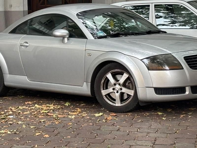 Gebraucht Audi TT Sport 180 PS (132 kW) 2000 Silber Coupé