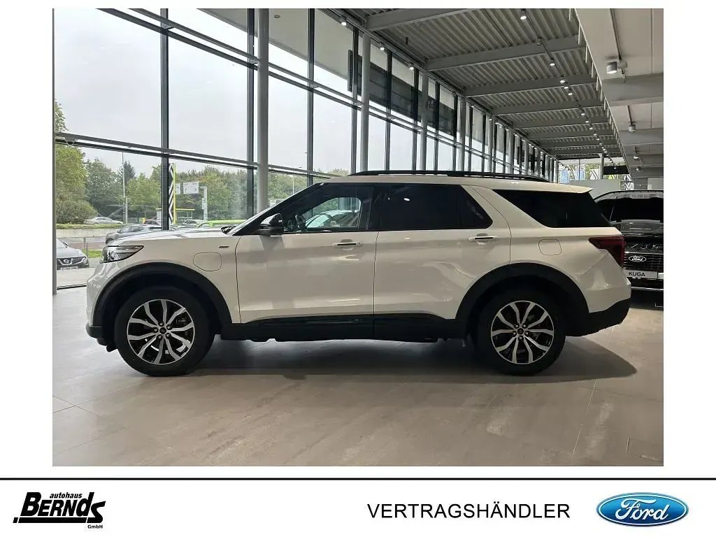 Gebraucht Ford Explorer ST-Line 457 PS (336 kW) 2025 Star white metallic SUV