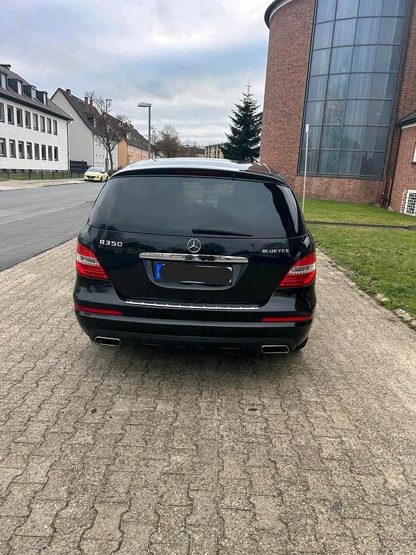 Gebraucht Mercedes R350 265 PS (194 kW) 2013 Schwarz Van / Kleinbus