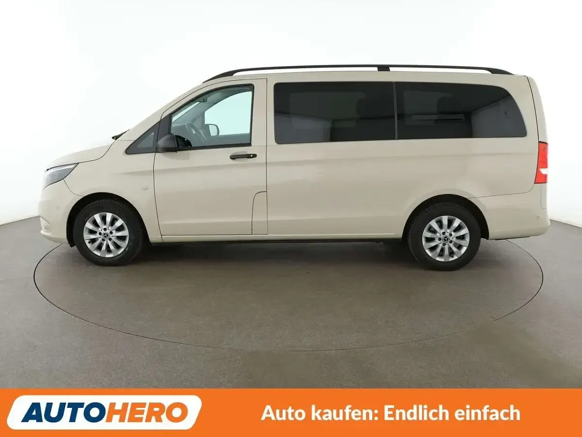 Gebraucht Mercedes Vito Edition 163 PS (119 kW) 2019 Kieselgrau Van