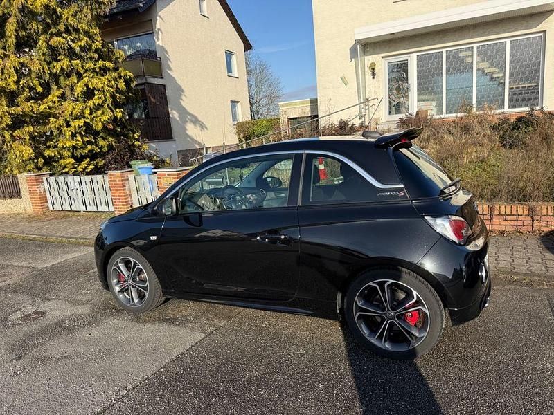 Gebraucht Opel Adam S 150 PS (110 kW) 2018 Schwarz Kleinwagen