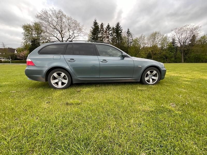 Second-hand BMW 525 197 CP (144 kW) 2008 Albastru Break