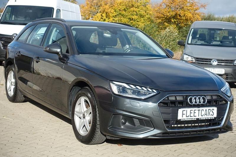 Gebraucht Audi A4 150 PS (110 kW) 2022 Grau Kombi