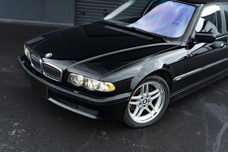 Gebraucht BMW 740 286 PS (210 kW) 2001 Schwarz Limousine