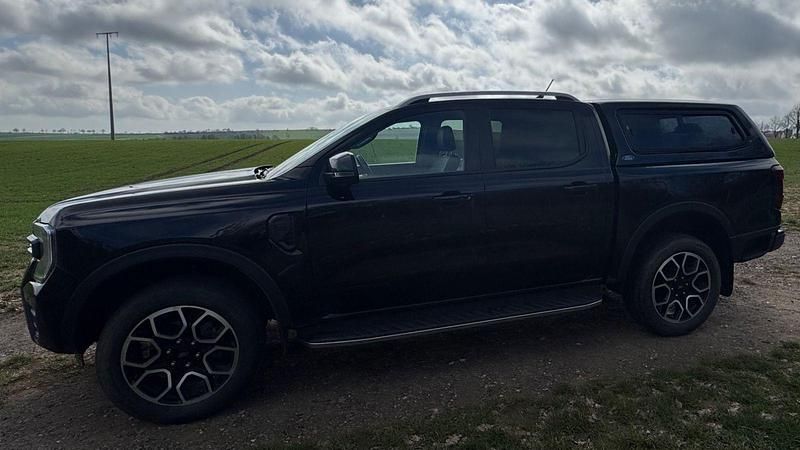 Gebraucht Ford Ranger 205 PS (150 kW) 2024 Schwarz Pickup