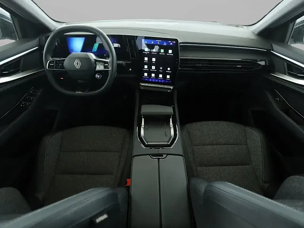 Usata Renault Rafale Techno 200 CV (147 kW) 2025 Grigio SUV