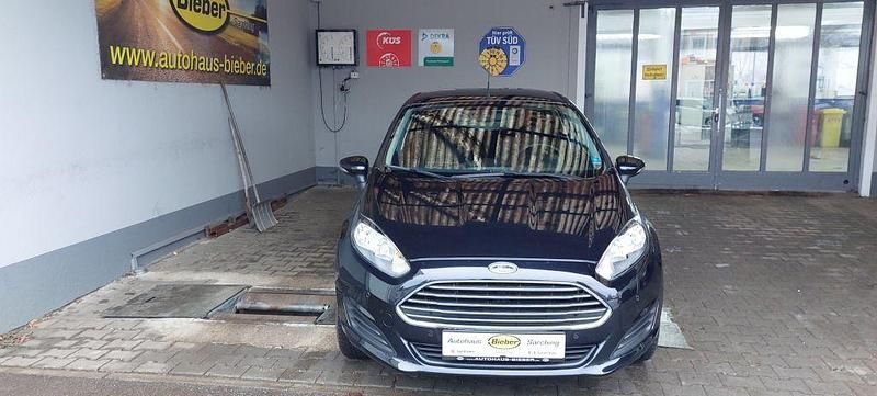 Gebraucht Ford Fiesta Champions Edition 82 PS (60 kW) 2013 Schwarz Limousine