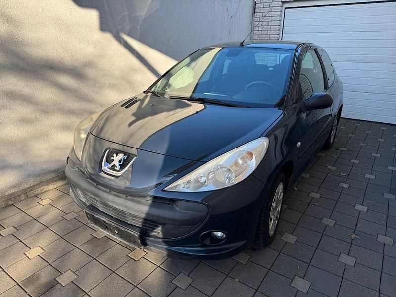 Gebraucht Peugeot 206 75 PS (55 kW) 2010 Blau Limousine