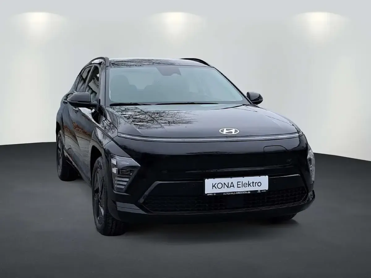 Neu Hyundai Kona Trend 99 kW (135 PS) 2026 Abyss black / mic SUV