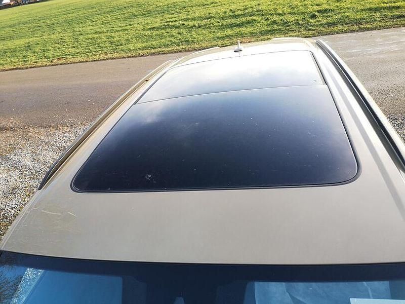 Gebraucht Audi SQ7 Ambiente 507 PS (372 kW) 2024 Shakirgold metallic SUV