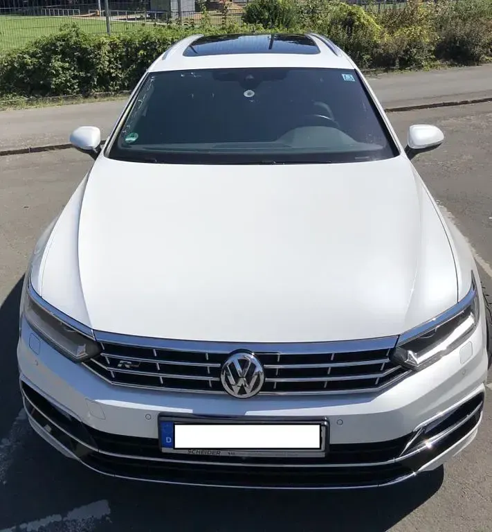 Gebraucht VW Passat R-line 239 PS (175 kW) 2015 Weiß Kombi