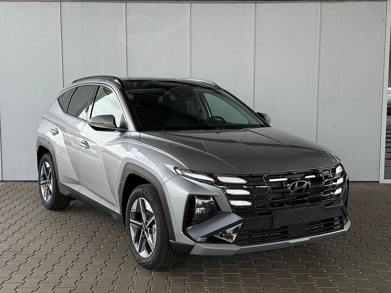 Neu Hyundai Tucson 160 PS (117 kW) 2025 Shimmering silver metallic SUV