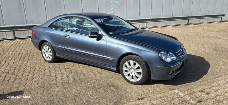 Gebraucht Mercedes CLK200 163 PS (119 kW) 2005 Blau Coupé