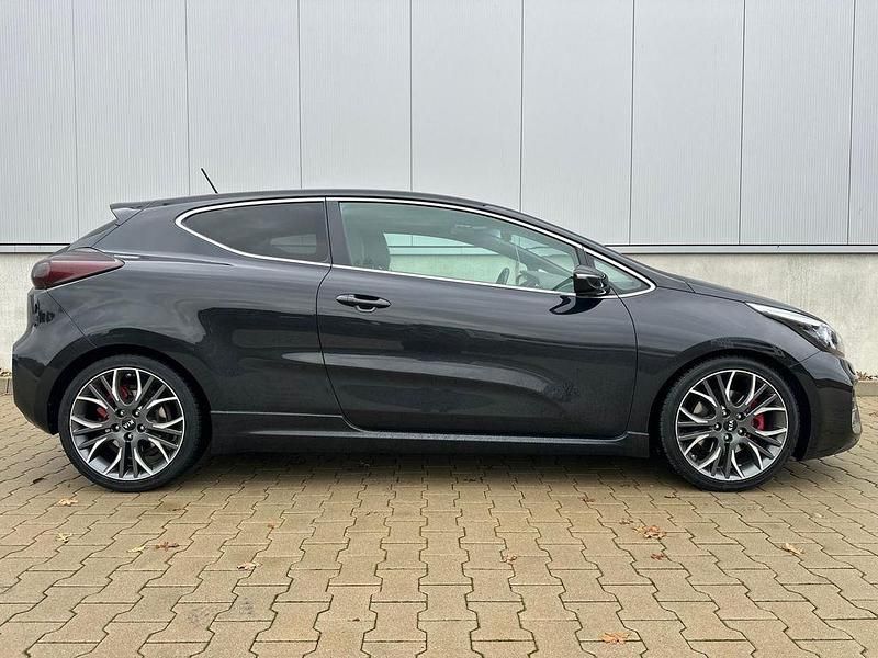 Gebraucht Kia ProCeed GT-Track 204 PS (150 kW) 2015 Schwarz Kleinwagen